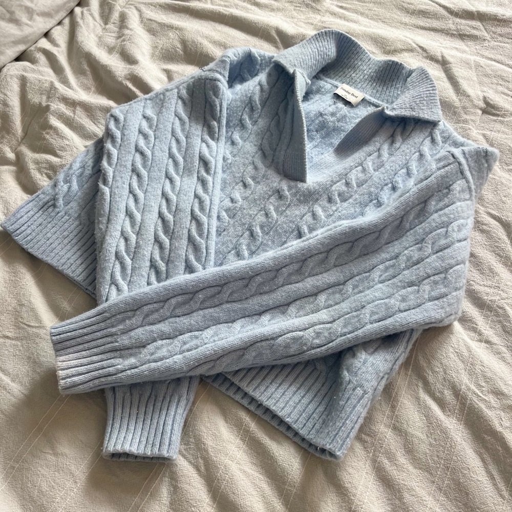 Aritzia (Sunday Best) Light Blue Cropped Sweater